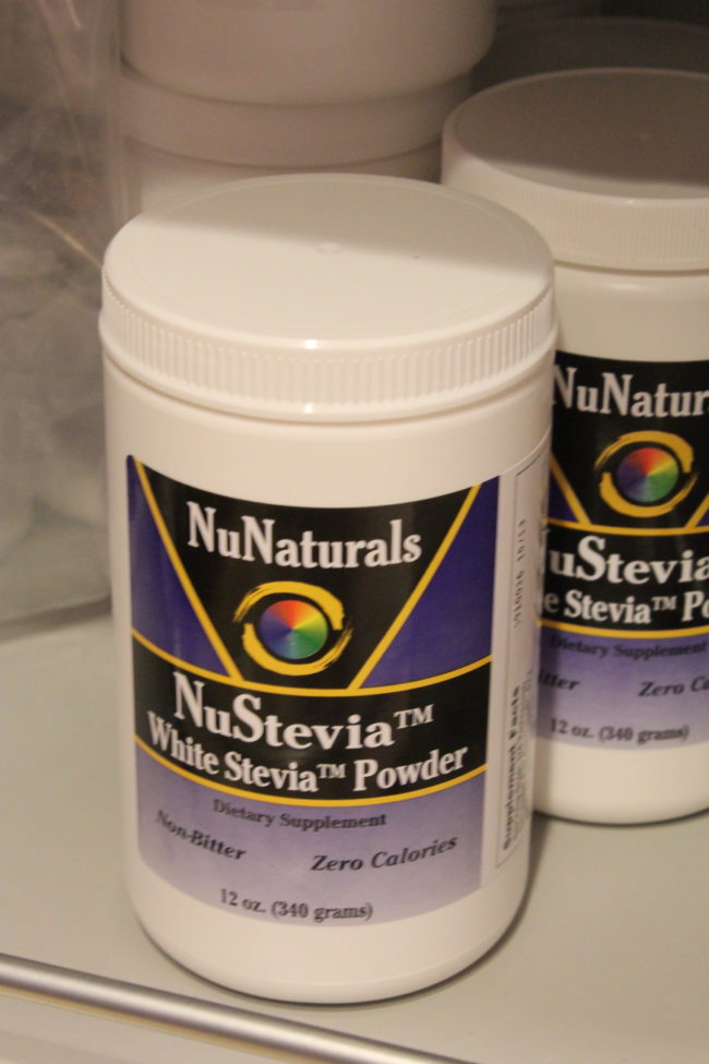 White stevia powder