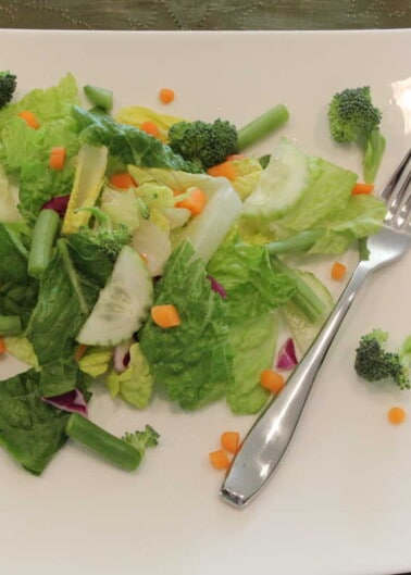 Mixed salad with vegetables