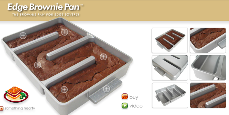Edge Brownie Pan with lines in the pan to create extra edge pieces