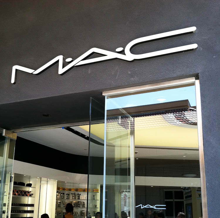 Mac storefront