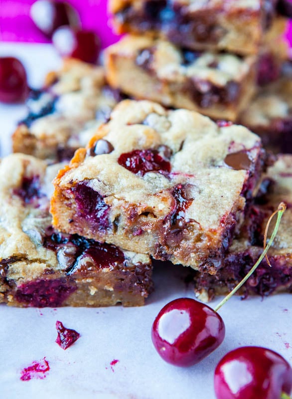 Chocolate Chip and Cherry Blondies – Soft buttery blondies packed with juicy cherries and chocolate chips!