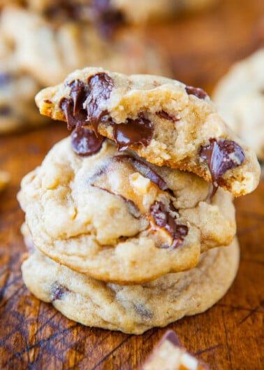Soft and Chewy Snickers Cookies — Soft, moist, and tender in the interior with perfectly chewy edges! Calling all Snickers candy bar fans, these are for you! Save this recipe when you have extra candy on hand from Halloween or the holidays!