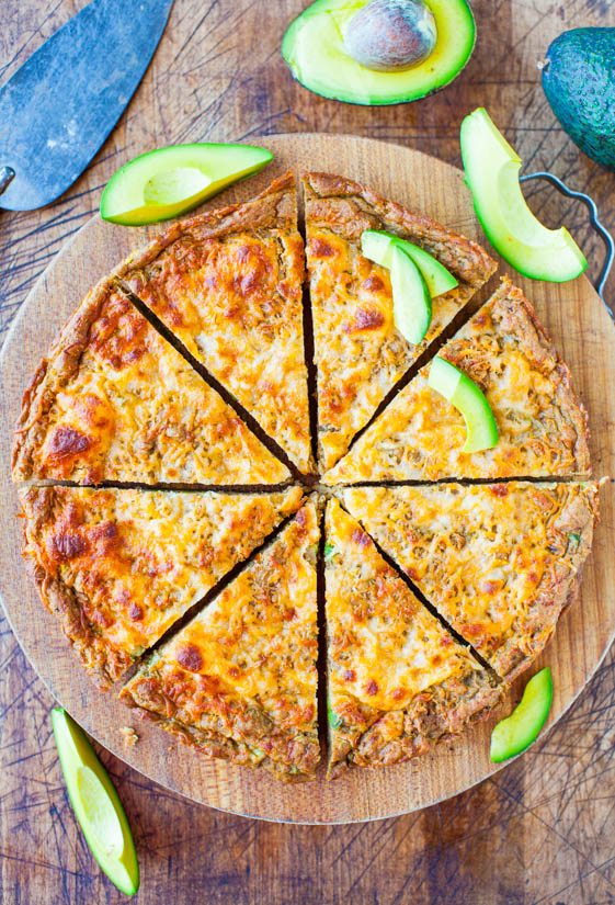 30-Minute Cheesy Avocado Skillet Pizza Bread (Whole-Wheat & Vegan) - Recipe at averiecooks.com