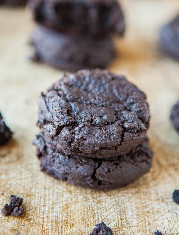 Dark Chocolate Dark Brown Sugar Cookies - Recipe at averiecooks.com