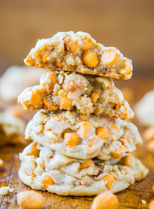 Soft and Chewy Honey Roasted Peanuts and Butterscotch Chip Cookies - Recipe at averiecooks.com