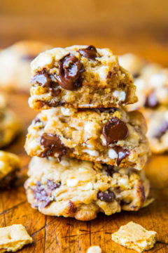 Soft and Chewy Smores Cookies
