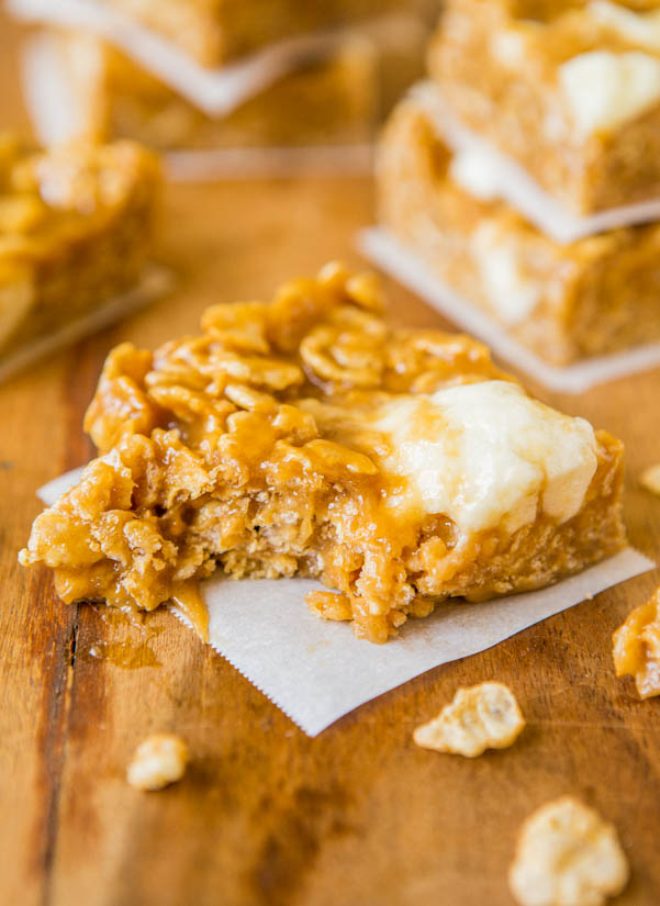 No-Bake Peanut Butter Marshmallow Cereal Bars - Easy 5-Minute Recipe at averiecooks.com