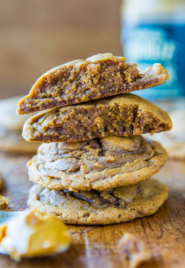 Soft Cookie Butter Cookies — These cookies are tender, moist, and filled with warming spices! If you like the flavor of cinnamon, ginger, soft gingersnaps, or molasses, these warm and comforting cookies will be your new favorites!