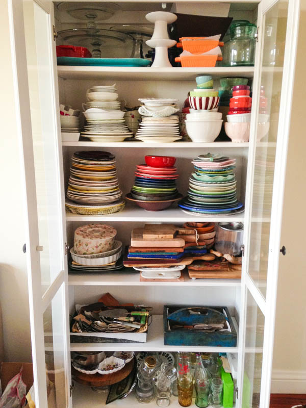 Cabinet of dishes