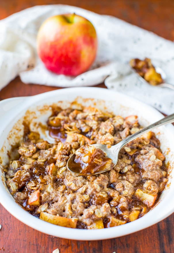 microwave baked apples with oatmeal crumble topping