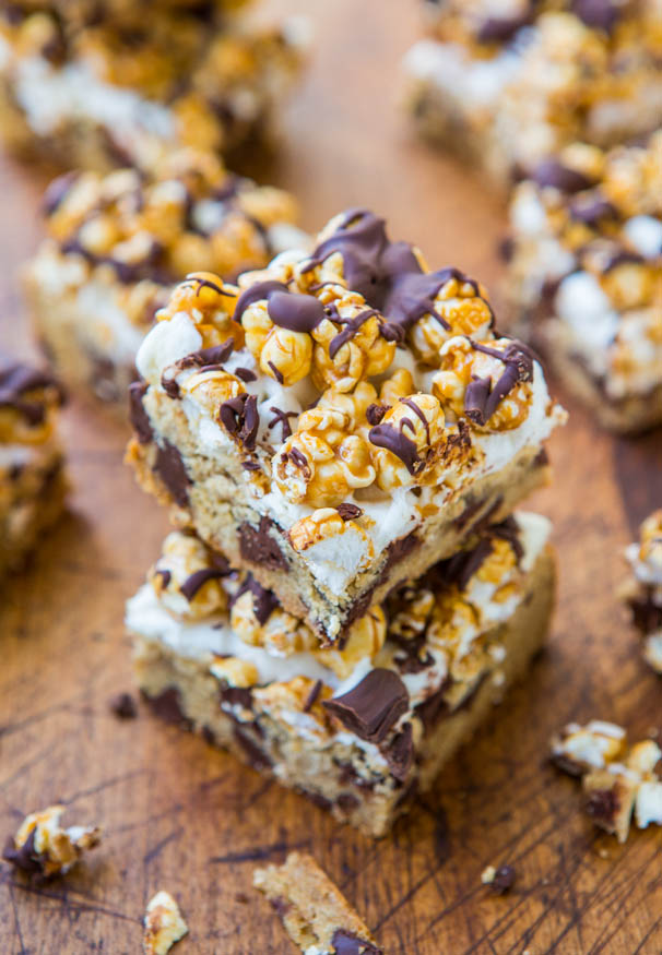 Caramel Corn Marshmallow Chocolate Chip Cookie Bars - 3 Layers of flavor & texture in these fast, easy, no-mixer bars from averiecooks.com
