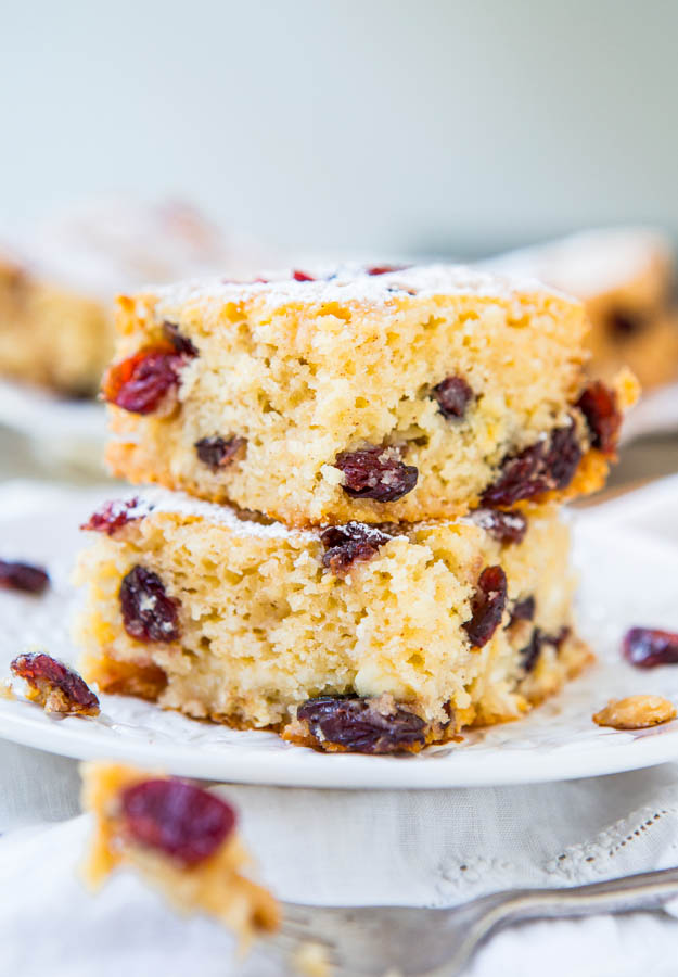 Cranberry White Chocolate Chip Bliss Cake - The flavors of Starbucks Cranberry Bliss Bars in a Soft, Easy, No-Mixer Cake! Recipe at averiecooks.com