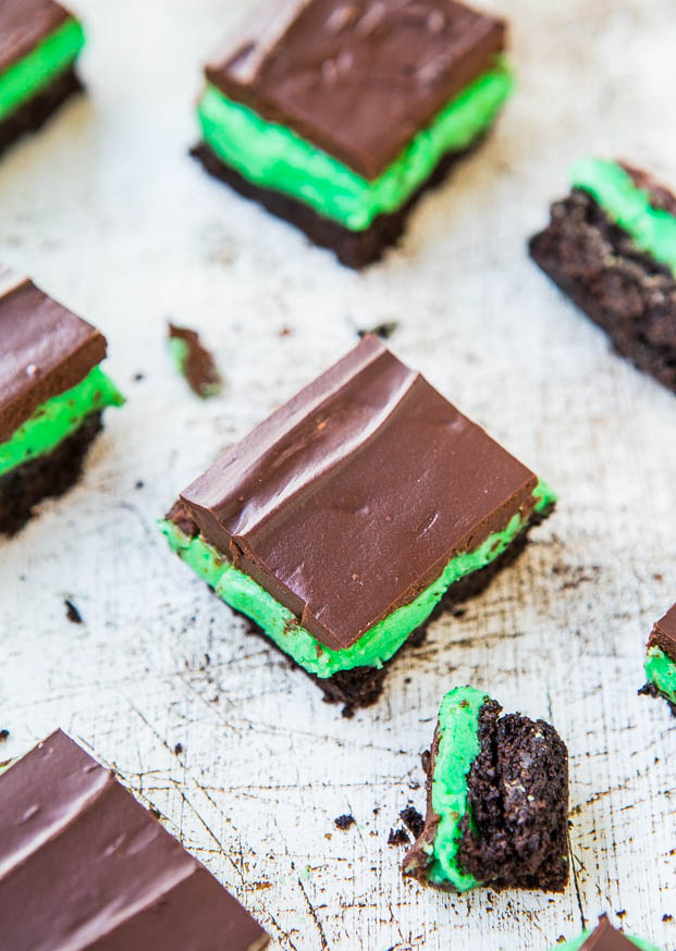 Creme de Menthe Bars - A classic holiday treat that everyone loves! Easy recipe at averiecooks.com