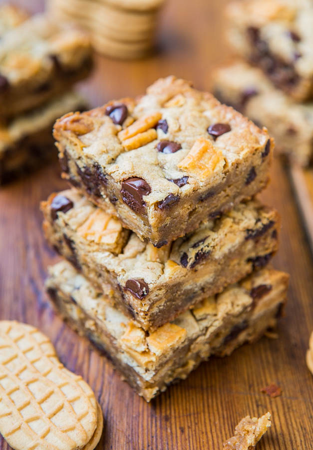Peanut Butter Chocolate Chip Nutter Butter Bars - Soft bars loaded with chocolate and Nutter Butters! You'll be in PB HEAVEN! 