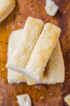 One-Hour Soft Buttery Breadsticks – Salted and Cinnamon-Sugar (vegan)