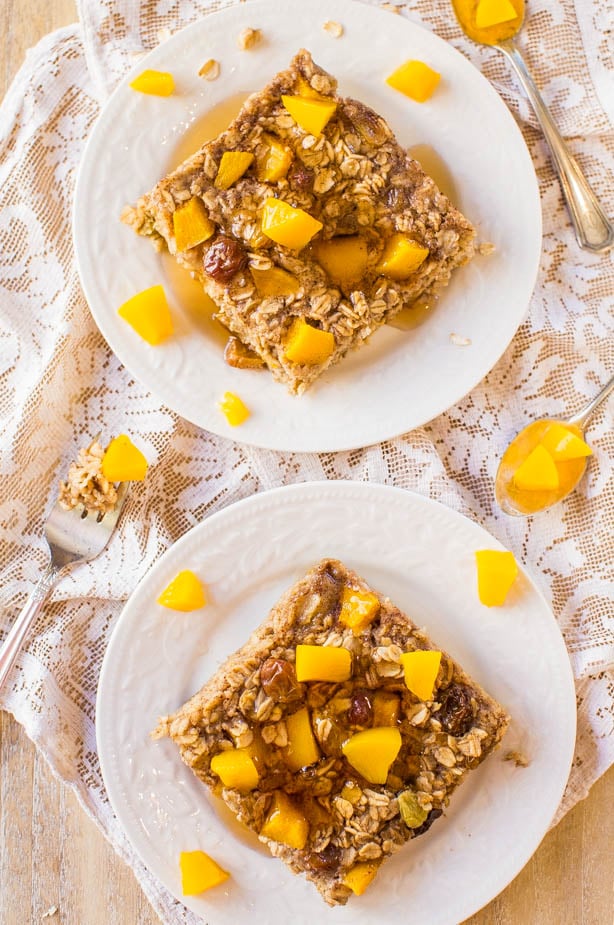 Peaches and Coconut Cream Baked Banana Oatmeal with Peach Maple Syrup (vegan, gluten-free)- Healthy, hearty, loaded with rich flavors and textures, and ready in a half hour! Easy one-bowl recipe at averiecooks.com