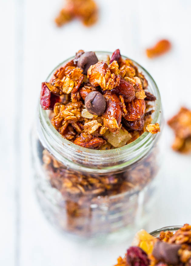 Big Clusters Maple Cinnamon Chocolate Chip Granola (vegan, GF) - Easy homemade granola for a fraction of the cost of storebought! Learn the secrets to creating those highly coveted big clusters!
