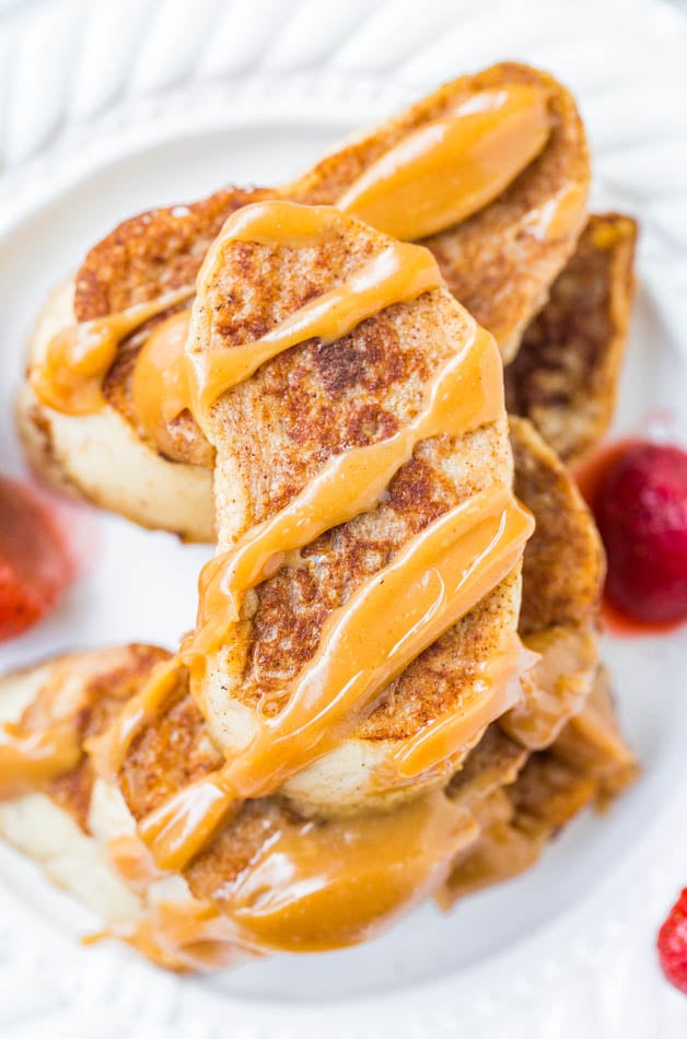 French Toast with Peanut Butter Maple Syrup - My favorite recipe for classic French toast & the peanut butter maple syrup is to die for! You'll never settle for plain maple syrup again!