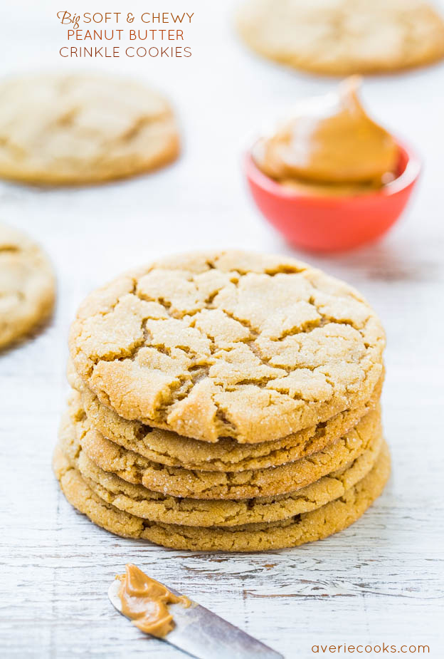 Big Soft & Chewy Peanut Butter Crinkle Cookies - Super chewy, packed with PB flavor & just made for breaking apart at the crinkly seams!