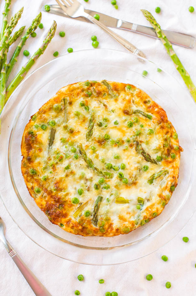 Asparagus, Peas, and Smoked Gouda Frittata - Even the pickiest eaters will eat green vegetables in this healthy & easy 25 minute recipe!