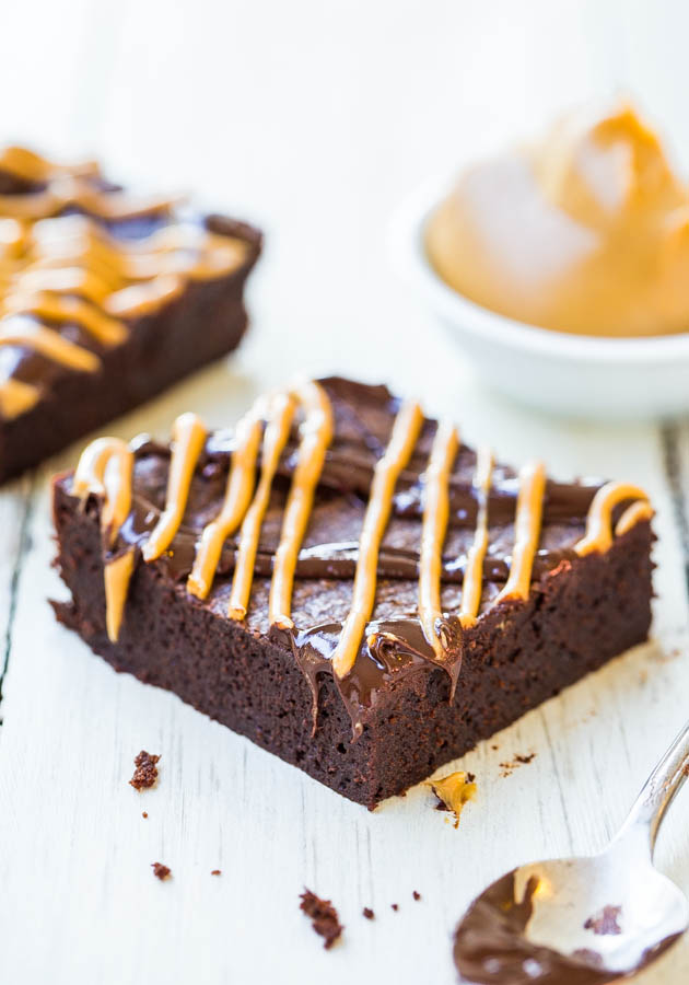 The Fudgiest Flourless Brownies — No flour, no problem! Chocolate and peanut butter are all you need for super fudgy flourless brownies!
