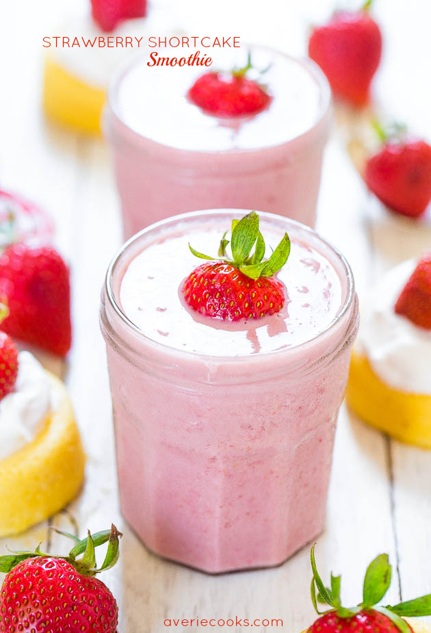 Strawberry Shortcake Smoothie - Tastes like strawberry shortcake in a cup but way healthier! Naturally sweet berries mean no added sugar!