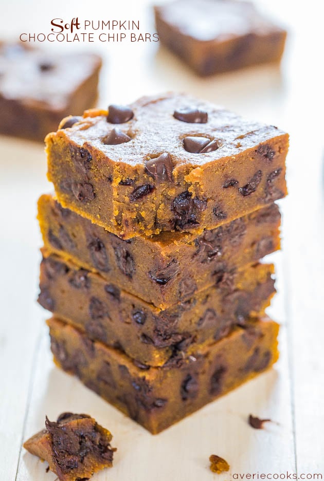 Soft Pumpkin Chocolate Chip Bars - Super soft and are like biting into a piece of rich pumpkin fudge! Loaded with chocolate and crazy good!!