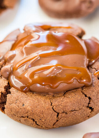 Chocolate cookie topped with melted caramel.