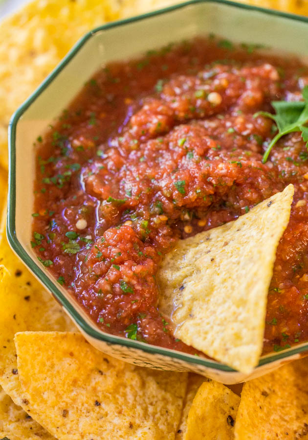 How to make Salsa with easy salsa recipe made in blender