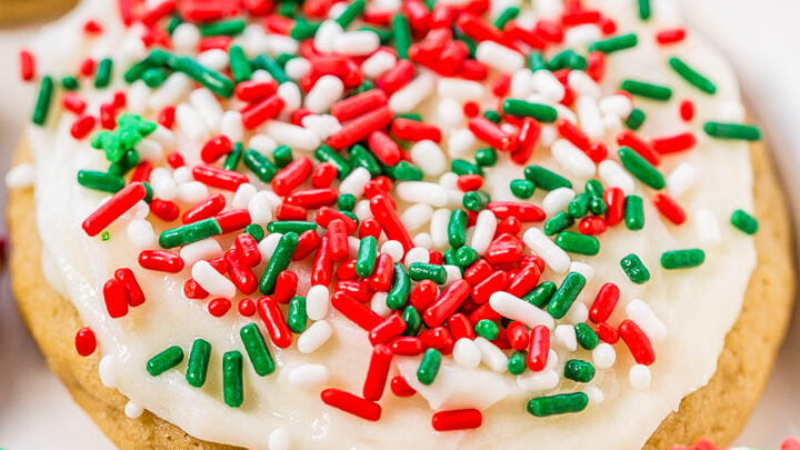 Soft Frosted Sugar Cookies With Sprinkles Averie Cooks