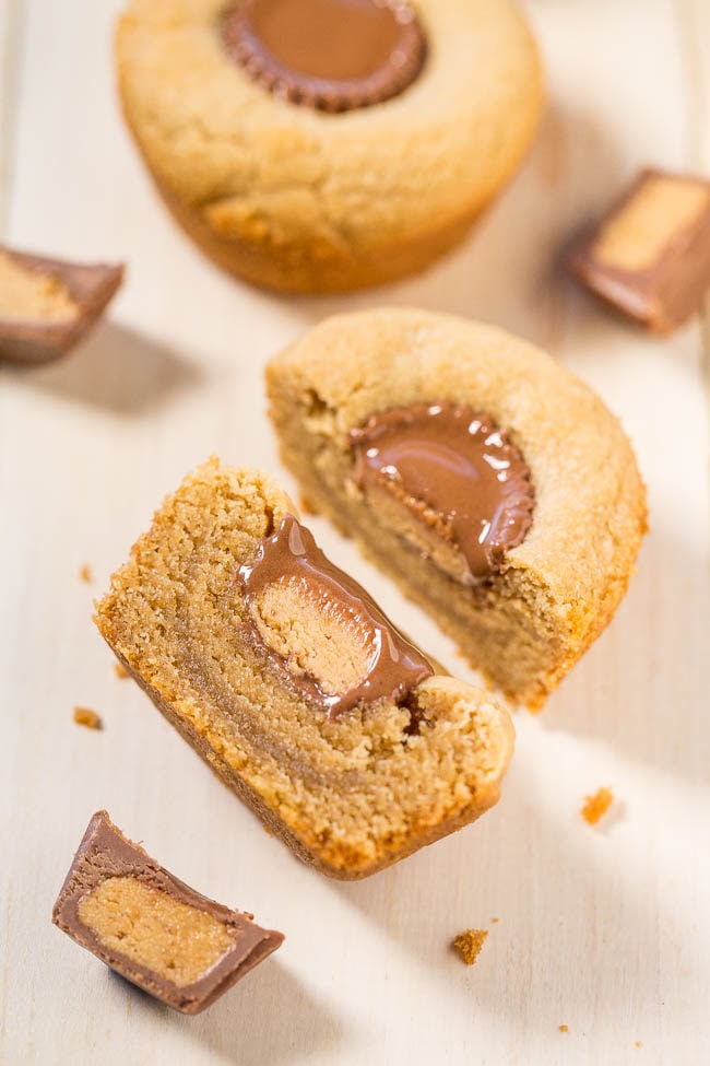 Peanut Butter Cup Cookie Cups - Have problems with cookies spreading? It's impossible with these easy, no-mixer, goofproof peanut butter cookies baked in a muffin tin!! The peanut butter cups make them SO irresistible!! 