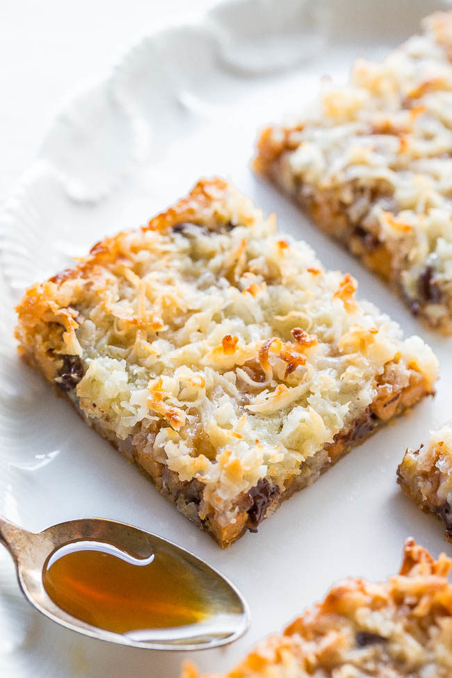 Salted Caramel Magic Bars - A fun twist on the classic bars because everything is better with salted caramel!! Fast, easy, no-mixer recipe that'll be a hit with everyone!!