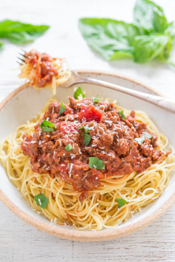 Super Easy Spaghetti Recipe (Done in 15 Minutes!) - Averie Cooks