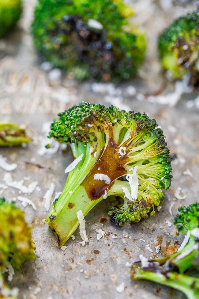 Parmesan Balsamic Roasted Broccoli - Even people who don't like to eat their veggies will LOVE broccoli prepared this way!! Easy, healthy, and full of flavor from the balsamic and Parmesan!!