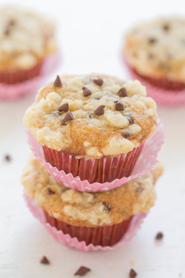 Banana Chocolate Chip Streusel Muffins - Soft, tender, studded with chocolate chips, and topped with streusel!! EASY, no-mixer recipe! They could pass as dessert they're SO GOOD!!
