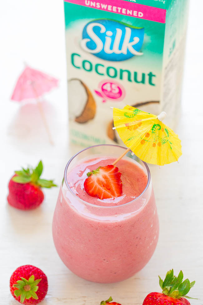 Strawberry Pineapple Smoothie — A smoothie that tastes like a strawberry pina colada!! Fast, easy, refreshing, naturally sweet, and made with ONLY 3 INGREDIENTS!