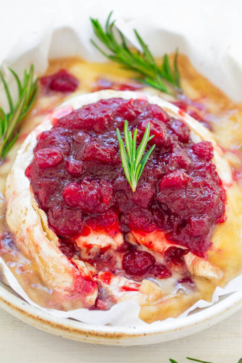 Cranberry Baked Brie (Easy Holiday Appetizer!) - Averie Cooks
