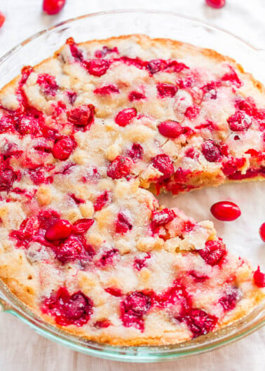 A freshly baked cranberry pie in a glass dish.