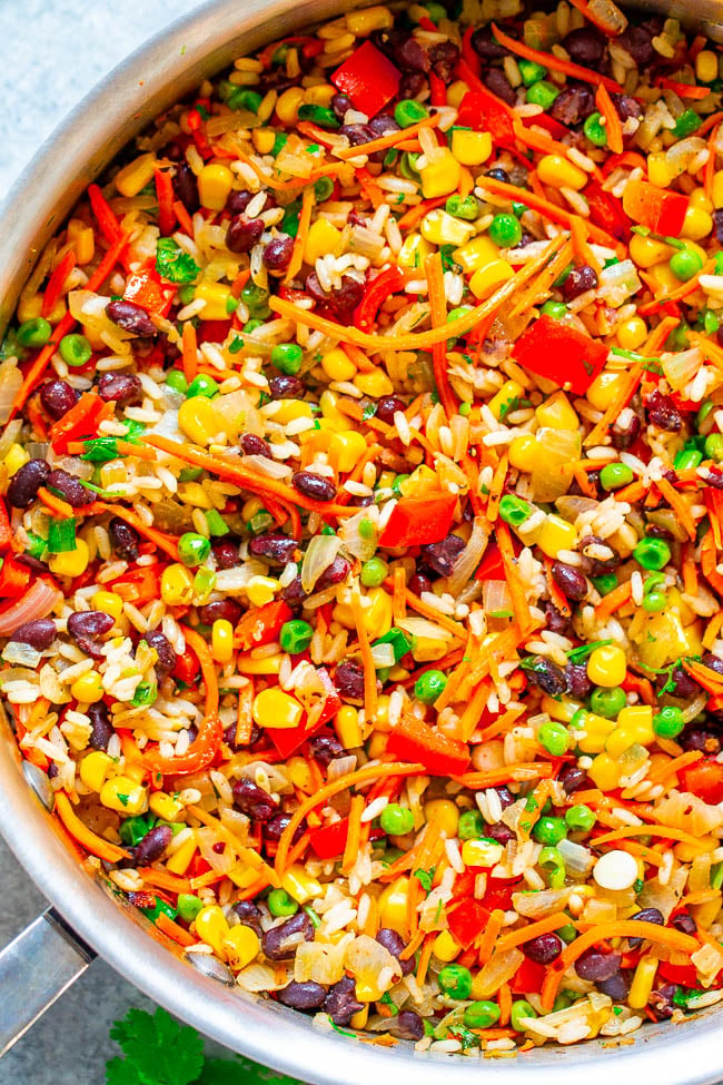 Very Veggie Rice and Beans - EASY, ready in 15 minutes, and amps up rice and beans with an abundance of vegetables!! Healthy, Mexican-inspired food that tastes like comfort food and keeps you satisfied for hours!!