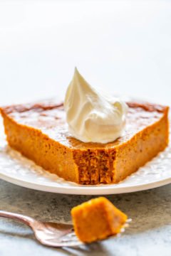 Crustless Pumpkin Pie - The EASIEST pumpkin pie you'll ever make because there's no crust!! One bowl, no mixer, and the pie is PERFECTLY flavored with plenty of pumpkin spice and everything nice! Put this pie on your holiday menu!!