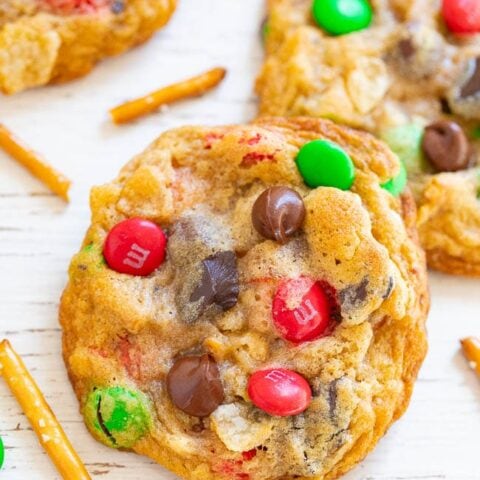 Santa's Kitchen Sink Cookies - Santa and everyone else won't be able to resist these AMAZING cookies loaded with everything but the kitchen sink!! EASY, festive, salty-sweet treats with a FUN ingredients list!!