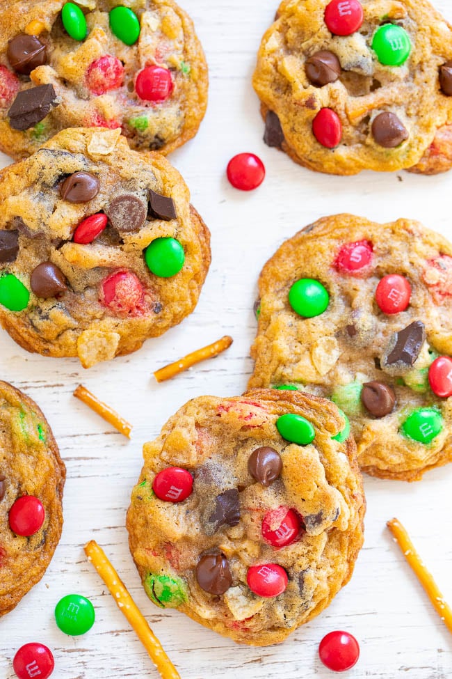 Santa's Kitchen Sink Cookies - Santa and everyone else won't be able to resist these AMAZING cookies loaded with everything but the kitchen sink!! EASY, festive, salty-sweet treats with a FUN ingredients list!!