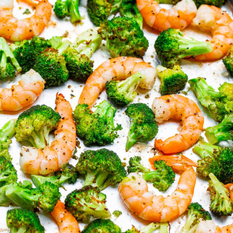 10-Minute Lemon Butter Shrimp and Broccoli - An EASY and healthy meal that's ready in no time, made on ONE sheet pan, and full of FLAVOR!! Perfect for quick lunches and busy weeknights!!