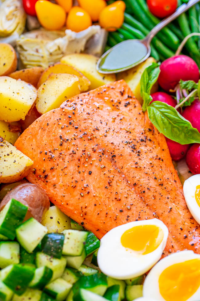 Salmon Niçoise Salad with Basil Vinaigrette - An ELEGANT French-inspired salad with juicy salmon, tender potatoes, soft-boiled eggs, crispy haricots verts, and more - all drizzled with a super FLAVORFUL fresh basil vinaigrette!! This BEAUTIFUL salad has something for everyone!!