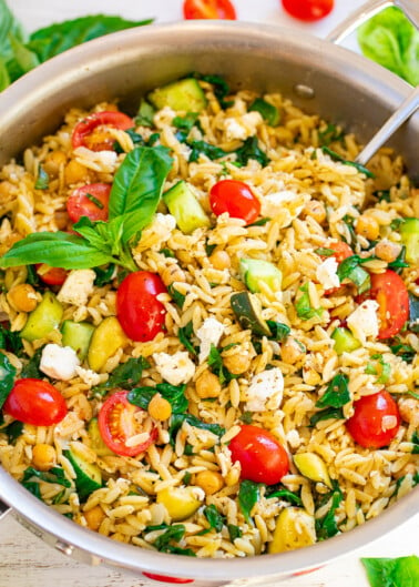 Lemon Basil Greek Orzo Salad – EASY, ready in 25 minutes, and lemon and basil give it such a FRESH taste!! Feeds a crowd, great for parties, picnics, and potlucks! Or perfect for meal prep weekday lunches and HEALTHY dinners!!