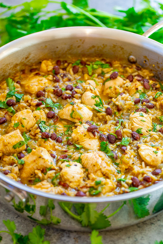 15-Minute Salsa Verde Chicken, Rice, and Beans - Fast, EASY, one skillet recipe!! Between the salsa verde, lime juice, and cilantro mixed with juicy chicken, rice, and beans, you'll be hooked! Perfect for busy weeknights and meal prepping!!