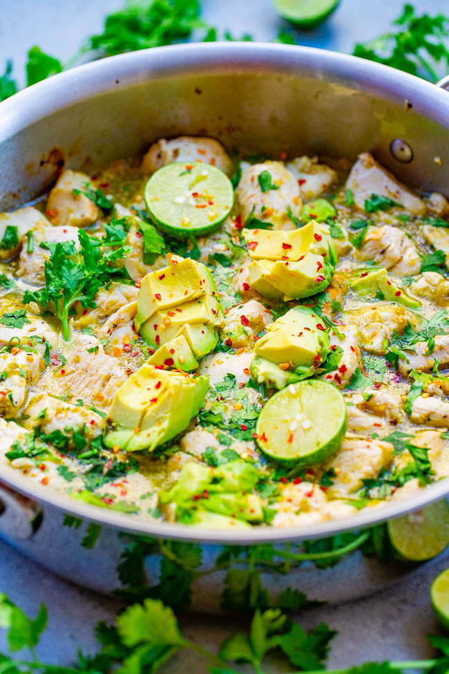 15-Minute Salsa Verde Chicken with Avocado - Fast, EASY, one skillet recipe!! Juicy chicken with salsa verde, lime juice, cilantro, and creamy avocado has so much Mexican-inspired FLAVOR the whole family will LOVE!! Perfect for busy weeknights and meal prepping!!