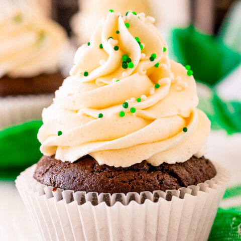 Irish Chocolate Cupcakes – A tender chocolate cupcake made from scratch with batter that’s spiked with Guinness, along with a hint of Jameson Irish whiskey in the chocolate ganache filling, and frosted with a silky smooth Baileys buttercream frosting!! Not too boozy and not too sweet! Makes a smaller batch of 12 and PERFECT for St. Patrick’s Day!!