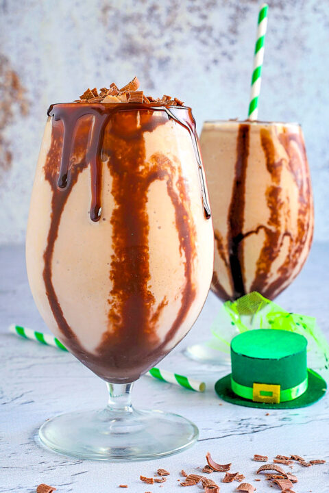 Decadent Frozen Mudslide Cocktail Averie Cooks