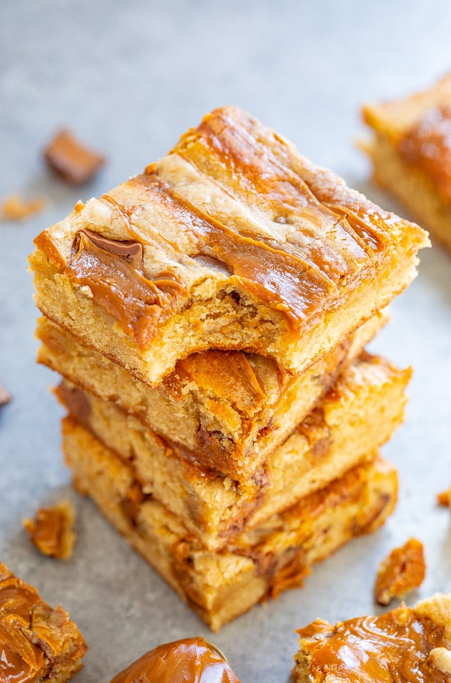 Dulce de Leche Bars — Looking for recipes with dulce de leche? Look no further than these soft, chewy bars loaded with dulce de leche and Rolo caramel candies! EASY to make and a guaranteed FAVORITE! Perfect for your next fiesta!!